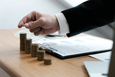 严控高利率产品 监管发令停售4.025 储蓄型保险